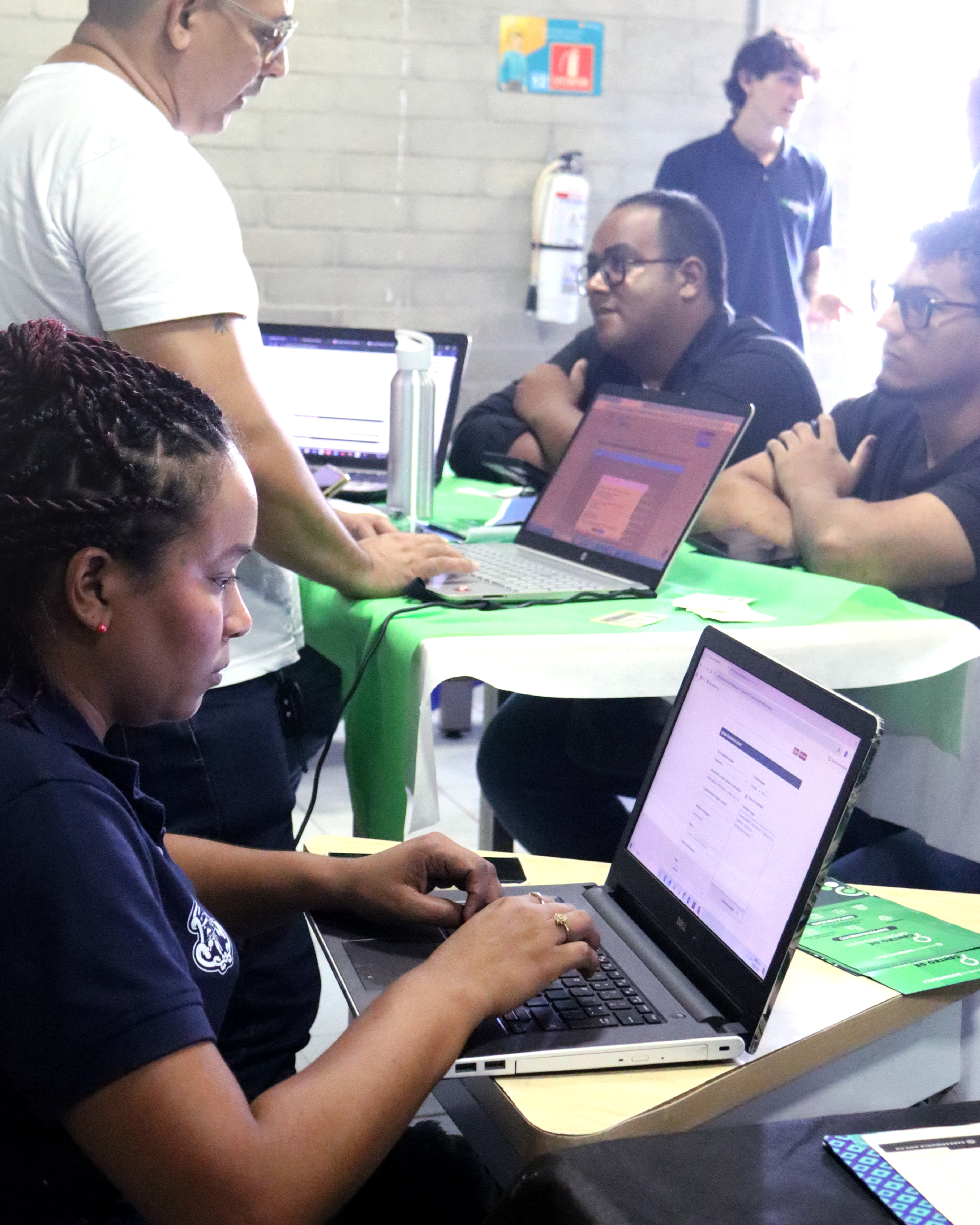 Comunidad Egresados 5